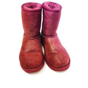 Big Girl Uggs. Dark Pink with Shimmer. Size 4